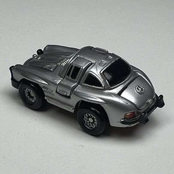 Vintage Micro Machines Deluxe Mercedes-Benz 300 SL Gullwing 1988 Galoob - Picture 6 of 8